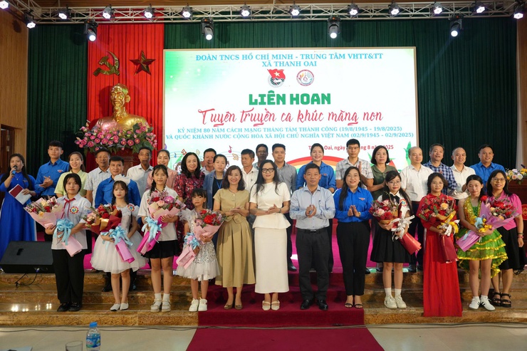Sôi nổi Liên hoan tuyên truyền ca khúc măng non lần thứ I năm 2025- Ảnh 5.