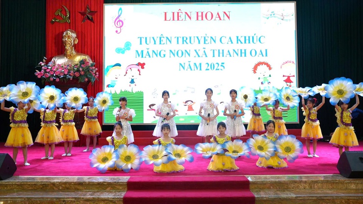 Sôi nổi Liên hoan tuyên truyền ca khúc măng non lần thứ I năm 2025- Ảnh 20.