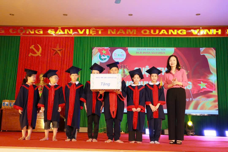 Sôi nổi Cuộc thi “Rung chuông vàng” thiếu nhi xã Ô Diên năm 2025- Ảnh 2.