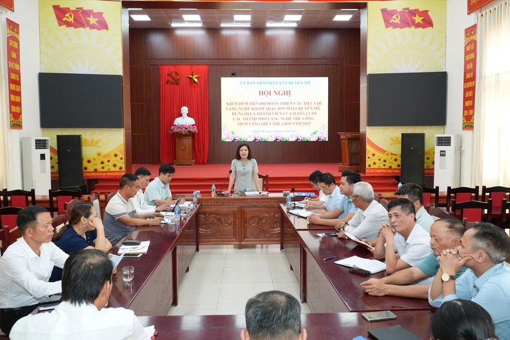 UBND xã Chuyên Mỹ kiểm đếm tiến độ hoàn thiện các nội dung các tiêu chí công nhận làng nghề khảm trai, sơn mài xã Chuyên Mỹ, thành phố Hà Nội là thành viên của mạng lưới các Thành phố Thủ công sáng tạo trên toàn Thế giới năm 2025- Ảnh 1.