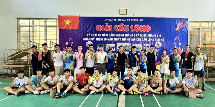 Sôi nổi Giải Cầu lông xã Thiên Lộc năm 2025- Ảnh 13.