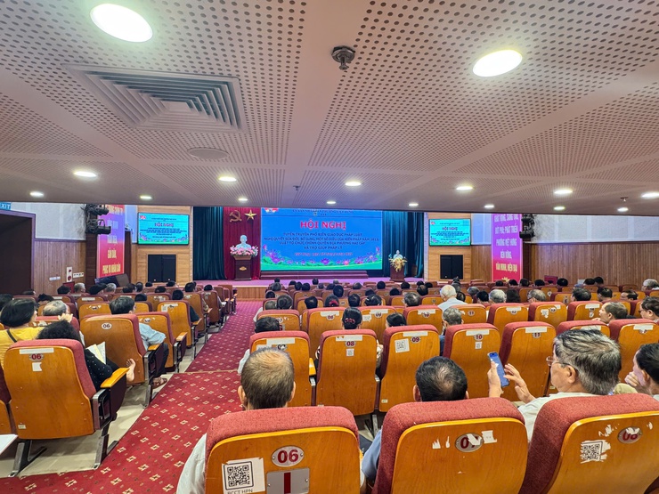 UBND phường Việt Hưng tổ chức Hội nghị trợ giúp pháp lý và tuyên truyền phổ biến, giáo dục pháp luật về Hiến pháp sửa đổi và Luật Tổ chức chính quyền địa phương hai cấp- Ảnh 3.