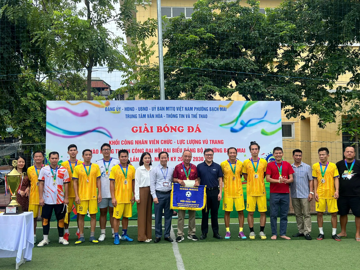 Phường Bạch Mai tổ chức thành công chuỗi các giải thể thao chào mừng Đại hội đại biểu Đảng bộ phường- Ảnh 2.