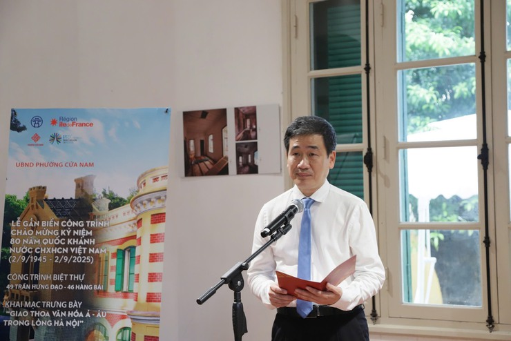 Phường Cửa Nam: Gắn biển công trình kỷ niệm 80 năm Cách mạng Tháng Tám thành công (19/8/1945 -19/8/2025) và Quốc khánh nước Cộng hòa xã hội chủ nghĩa Việt Nam- Ảnh 1.