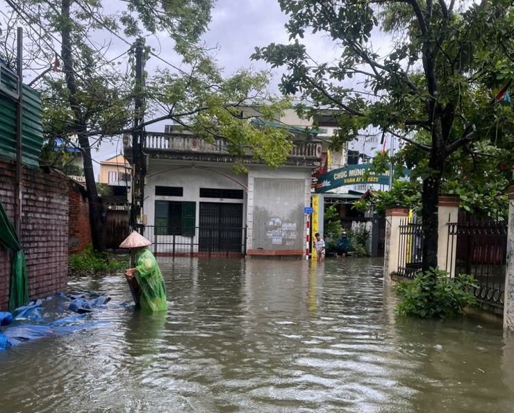 Thạch Thất: Khuyến cáo đảm bảo an toàn sau cơn bão số 5 (Kajiki)- Ảnh 1.