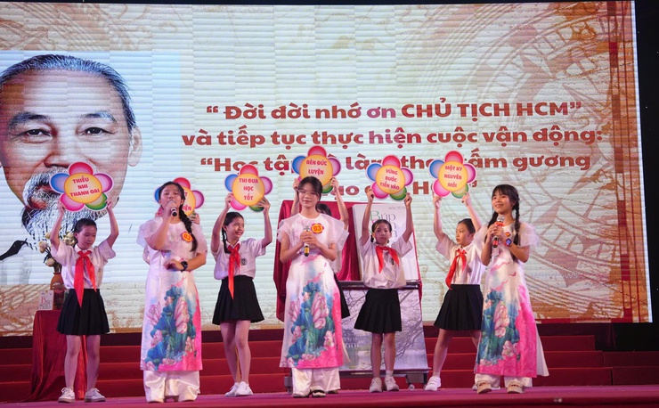 Thiếu nhi Thanh Oai tỏa sáng tại Vòng sơ khảo Hội thi tuyên truyền giới thiệu sách, Múa hát tập thể và ca khúc măng non năm 2025- Ảnh 2.