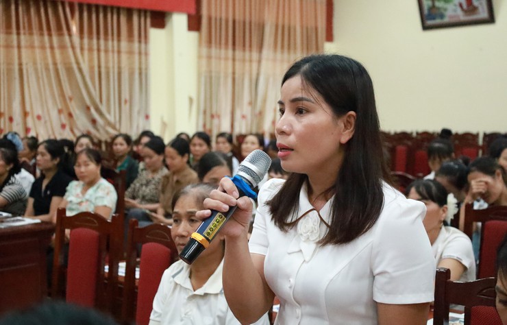 Tọa đàm tại xã Minh Châu: Bảo hiểm rủi ro thiên tai – điểm tựa cho lao động phi chính thức- Ảnh 4.