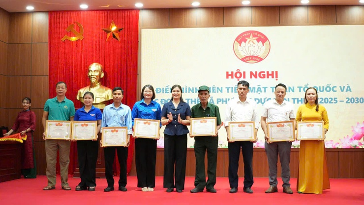 Hội nghị điển hình tiên tiến MTTQ và các đoàn thể xã Phượng Dực lần thứ I, nhiệm kỳ 2025 – 2030- Ảnh 3.