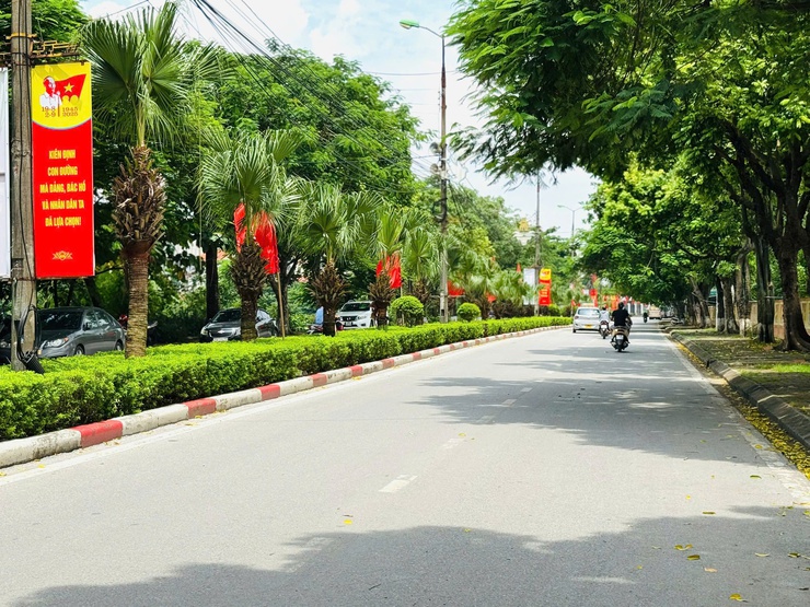 Phát huy tinh thần đoàn kết, xã Thanh Trì chung tay giữ gìn môi trường sáng - xanh - sạch - đẹp chào mừng Ngày Quốc khánh nước Cộng hòa xã hội chủ nghĩa Việt Nam (2/9/1945 – 2/9/2025)- Ảnh 1.