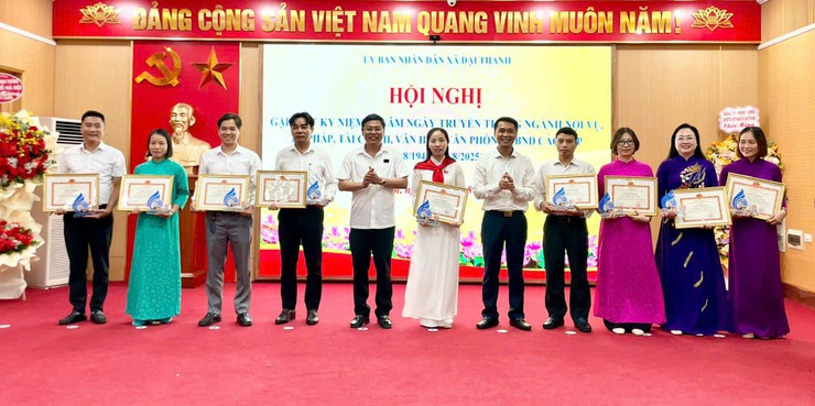 Xã Đại Thanh: Gặp mặt kỷ niệm 80 năm Ngày Truyền thống các ngành trong hệ thống UBND các cấp (28/8/1945 - 28/8/2025)- Ảnh 3.