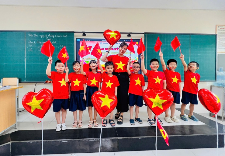 Trường Tiểu học Trung Tự: Chào mừng 80 năm Cách mạng Tháng Tám và Quốc khánh 2/9- Ảnh 10.