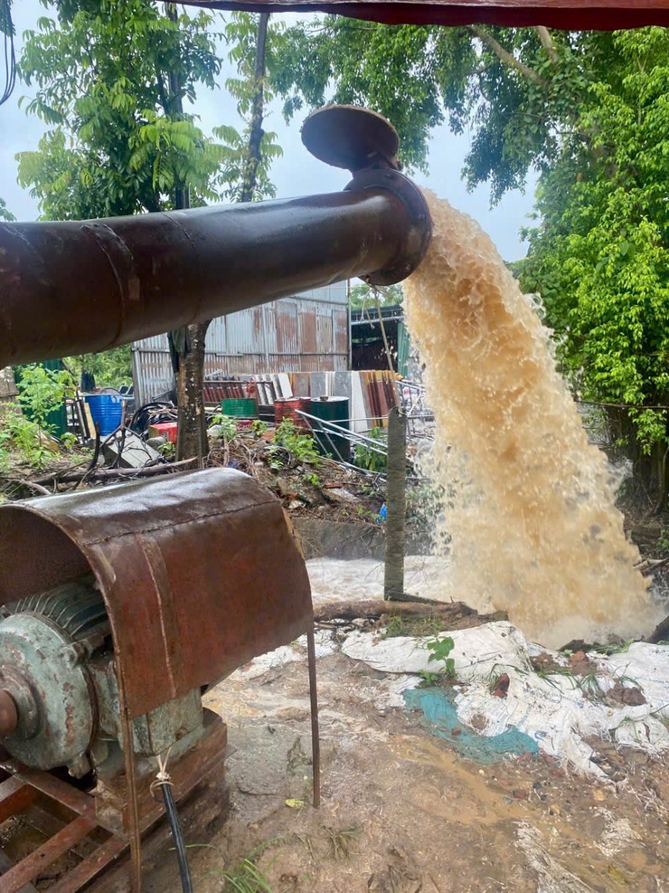 Cập nhật nhanh tình hình ứng phó với thiên tai do ảnh hưởng của cơn bão số 5 trên địa bàn xã Phúc Thọ- Ảnh 5.