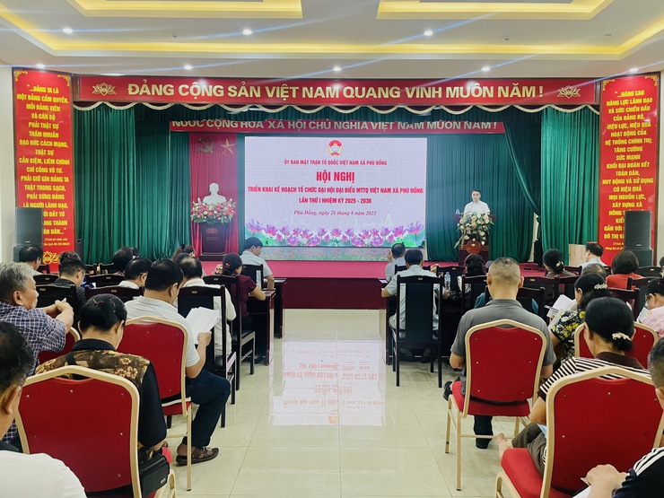 Hội nghị triển khai kế hoạch tổ chức Đại hội đại biểu MTTQ Việt Nam xã Phù Đổng lần thứ I, nhiệm kỳ 2025- 2030.- Ảnh 1.