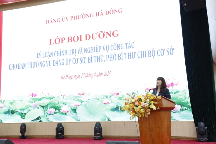 Hơn 100 đồng chí thuộc BTV Đảng ủy, Bí thư, Phó Bí thư chi bộ cơ sở được bồi dưỡng lý luận chính trị và nghiệp vụ công tác- Ảnh 2.