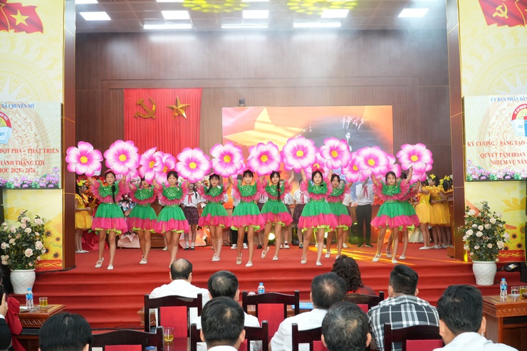 Xã Chuyên Mỹ: Tổng kết năm học 2024 - 2025; triển khai phương hướng, nhiệm vụ trọng tâm năm học 2025 - 2026- Ảnh 15.
