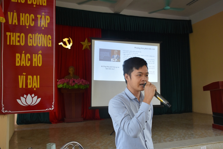 XÃ ỨNG HÒA TRIỂN KHAI MÔ HÌNH “BÌNH DÂN HỌC VỤ SỐ LƯU ĐỘNG” THÚC ĐẨY CHUYỂN ĐỔI SỐ ĐỊA ĐIỂM XÃ ĐÔNG LỖ  VÀ ĐẠI CƯỜNG (CŨ)- Ảnh 1.