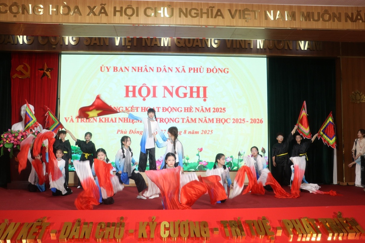 UBND xã Phù Đổng tổ chức hội nghị tổng kết hoạt động Hè năm 2025- Ảnh 9.