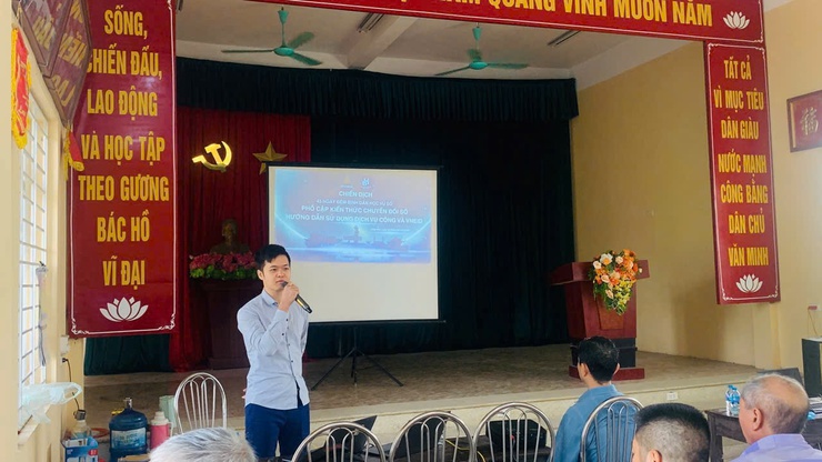 XÃ ỨNG HÒA TRIỂN KHAI MÔ HÌNH “BÌNH DÂN HỌC VỤ SỐ LƯU ĐỘNG” THÚC ĐẨY CHUYỂN ĐỔI SỐ ĐỊA ĐIỂM XÃ ĐÔNG LỖ  VÀ ĐẠI CƯỜNG (CŨ)- Ảnh 5.
