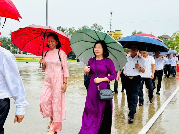 Lễ Báo Công Dâng Bác – Niềm Vinh Dự và Trách Nhiệm của Đảng Bộ, Chính Quyền và Nhân Dân Xã Thanh Trì- Ảnh 3.