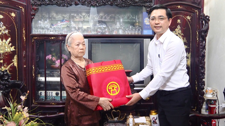 Xã Thanh Trì: Tri ân người có công là "thước đo niềm tin" của nhân dân với chính quyền- Ảnh 1.