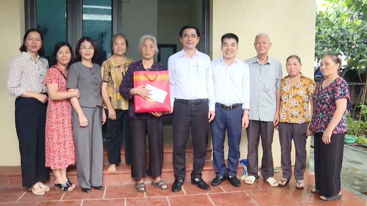 Xã Thanh Trì: Tri ân người có công là "thước đo niềm tin" của nhân dân với chính quyền- Ảnh 5.