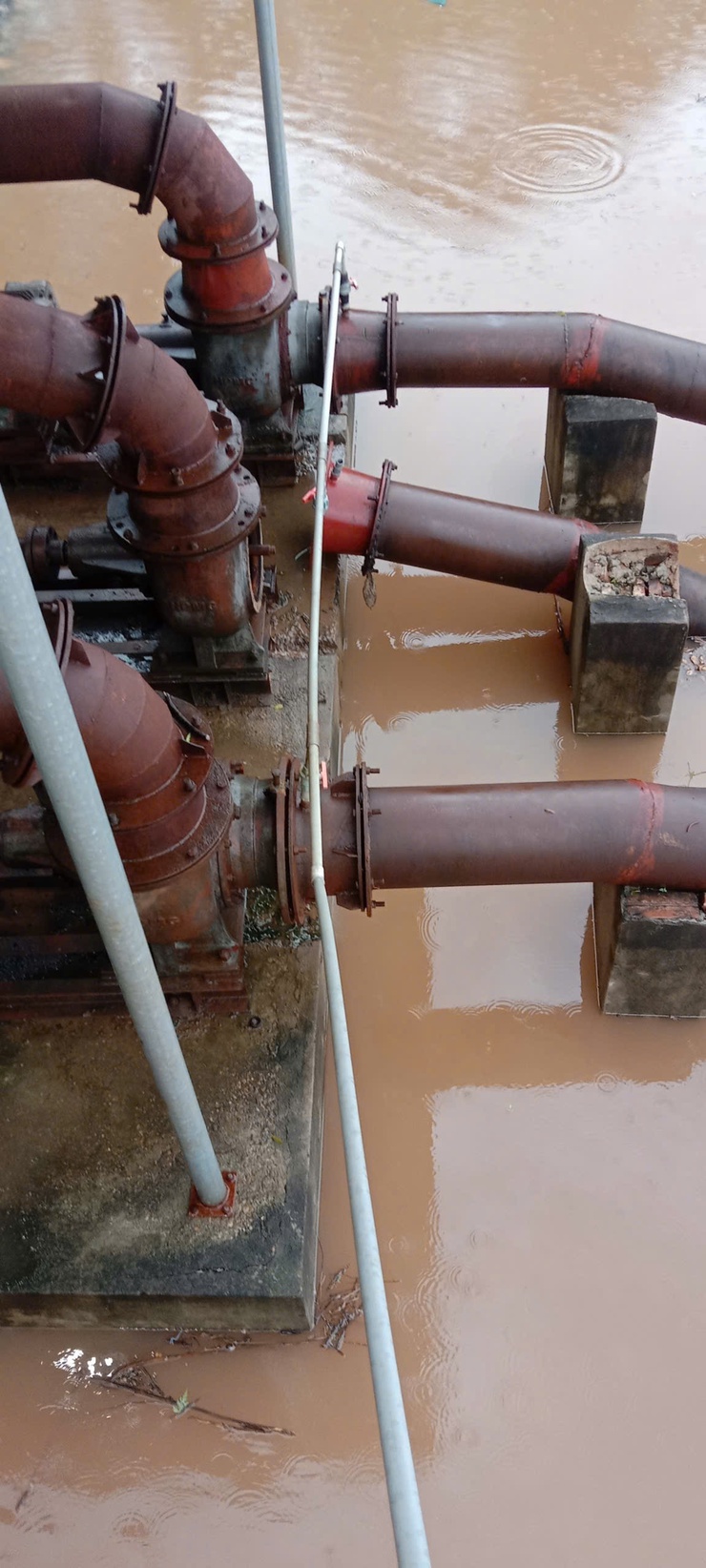 Xã Phúc Lộc tổ chức Hội nghị triển khai công tác phòng, chống thiên tai, ứng phó, khắc phục hậu quả cơn bão số 5 (KAJKI) năm 2025- Ảnh 10.