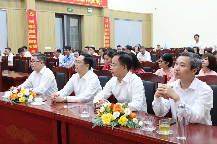 Xã Tiến Thắng tổ chức gặp mặt kỷ niệm 80 năm ngày truyền thống các ngành Văn phòng, Nội vụ, Tư pháp, Tài chính, Văn hoá và Thể thao- Ảnh 3.