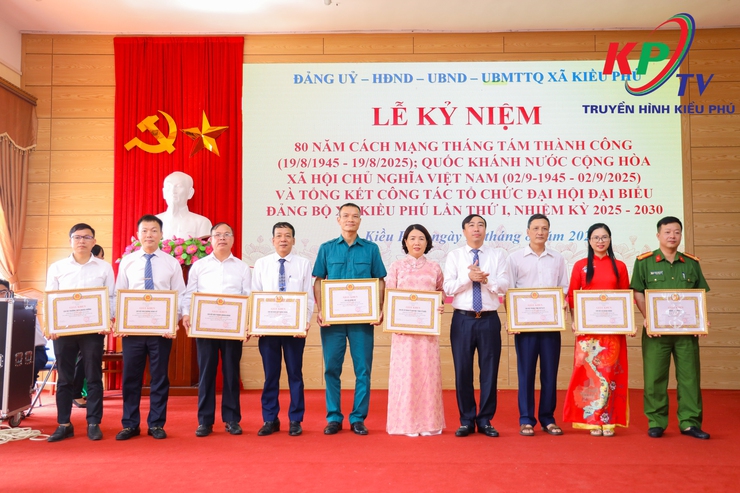 Xã Kiều Phú tổ chức Lễ kỷ niệm 80 năm Cách mạng tháng Tám thành công, Quốc khánh 2/9 và Tổng kết công tác tổ chức Đại hội đại biểu Đảng bộ xã lần thứ I, nhiệm kỳ 2025 – 2030.- Ảnh 4.