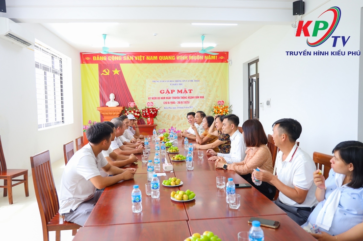 Trung tâm VHTT&TT xã Kiều Phú tổ chức Lễ mít tinh, gặp mặt nhân kỷ niệm 80 năm Ngày truyền thống Ngành Văn hóa (28/8/1945 – 28/8/2025)- Ảnh 8.