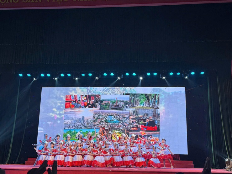 Học sinh xã Yên Bài tỏa sáng tại Hội thi Thiếu nhi Thủ đô 2025.- Ảnh 9.