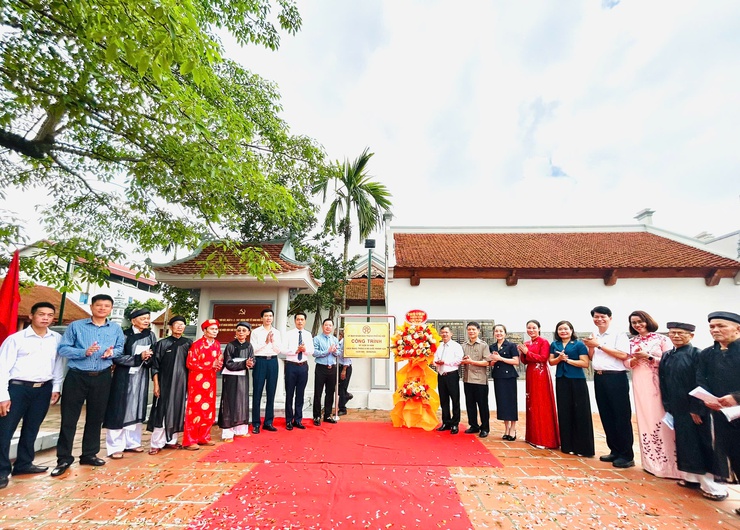 XÃ NỘI BÀI GẮN BIỂN CÔNG TRÌNH CHÀO MỪNG ĐẠI LỄ CỦA ĐẤT NƯỚC- Ảnh 4.