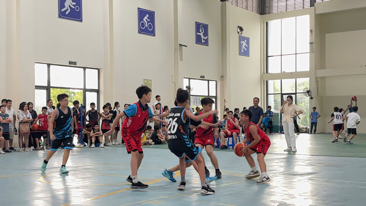 Trường THCS Linh Đàm tổ chức thành công giải bóng rổ học sinh 3x3 - Ảnh 4.