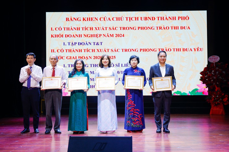 PHƯỜNG CỬA NAM: TỔ CHỨC HỘI NGHỊ ĐIỂN HÌNH TIÊN TIẾN PHƯỜNG LẦN THỨ NHẤT, GIAI ĐOẠN 2025 - 2030- Ảnh 8.