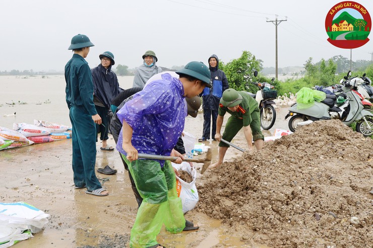 Phú Cát: tăng cường kiểm tra, chủ động công tác phòng chống lụt bão- Ảnh 6.