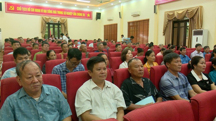 Trên 200 đại biểu xã Dương Hoà được tuyên truyền, phổ biến, giáo dục pháp luật về đất đai - Ảnh 3.
