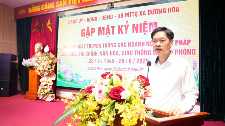 Xã Dương Hoà tổ chức Gặp mặt kỷ niệm 80 năm ngày truyền thống ngành nội vụ, tư pháp, tài chính, Văn hoá, Giao thông, Văn phòng- Ảnh 6.