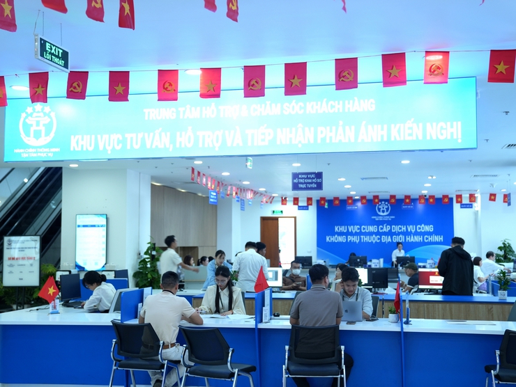 Hà Nội: Phê duyệt danh mục 767 thủ tục hành chính thực hiện trực tuyến toàn trình- Ảnh 1.