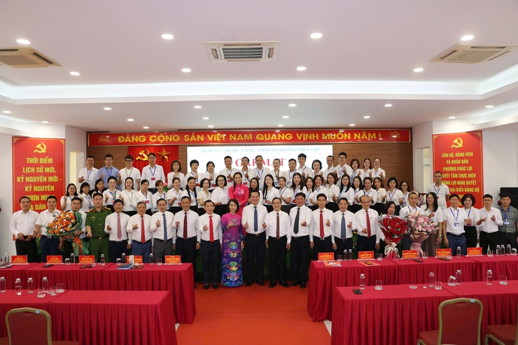Quyết tâm xây dựng phường Phúc Lợi phát triển, gần dân, sát dân, phục vụ Nhân dân- Ảnh 8.