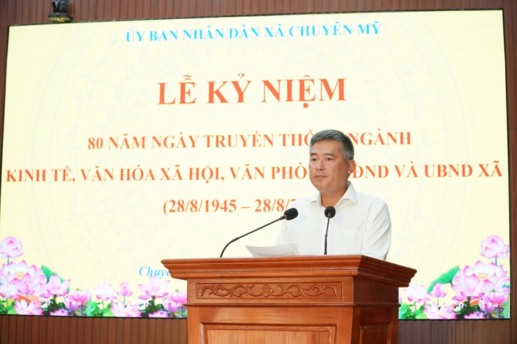 Lễ kỷ niệm 80 năm ngày truyền thống ngành Kinh tế, Văn hoá – xã hội, Văn phòng HĐND – UBND xã (28/8/1945 – 28/8/2025)- Ảnh 6.