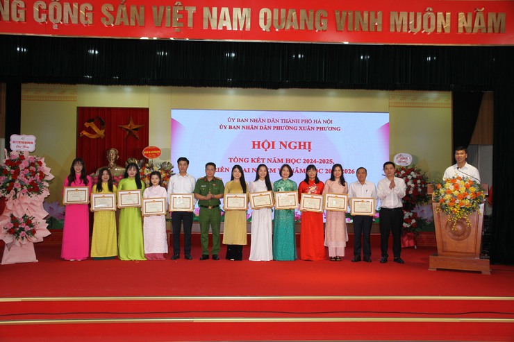 Phường Xuân Phương chú trọng đầu tư cơ sở vật chất ngành giáo dục, xây dựng “trường học hạnh phúc”- Ảnh 7.