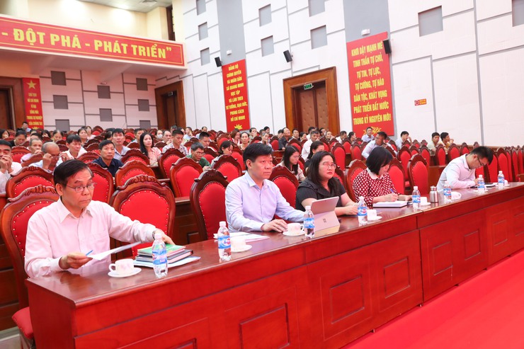 Xã Quang Minh tuyên truyền, phổ biến pháp luật cho đội ngũ bí thư chi bộ, trưởng thôn, thành viên các Tổ hòa giải ở cơ sở- Ảnh 1.