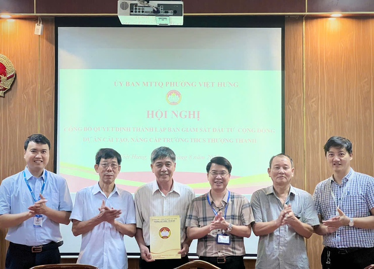 Ủy ban MTTQ Việt Nam phường tổ chức công bố quyết định thành lập Ban Giám sát đầu tư cộng đồng dự án xây dựng Trường Trung học cơ sở Thượng Thanh, phường Việt Hưng- Ảnh 3.