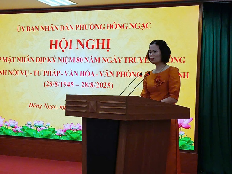 PHƯỜNG ĐÔNG NGẠC TỔ CHỨC GẶP MẶT NHÂN DỊP KỶ NIỆM 80 NĂM NGÀY TRUYỀN THỐNG NGÀNH NỘI VỤ, VĂN PHÒNG, TƯ PHÁP, VĂN HÓA, TÀI CHÍNH (28/8/1945 – 28/8/2025)- Ảnh 3.