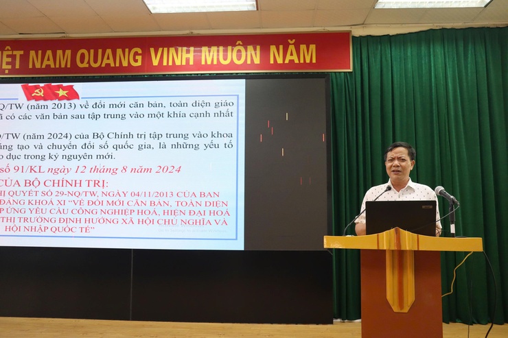 Bồi dưỡng, tập huấn lý luận chính trị hè năm 2025- Ảnh 4.