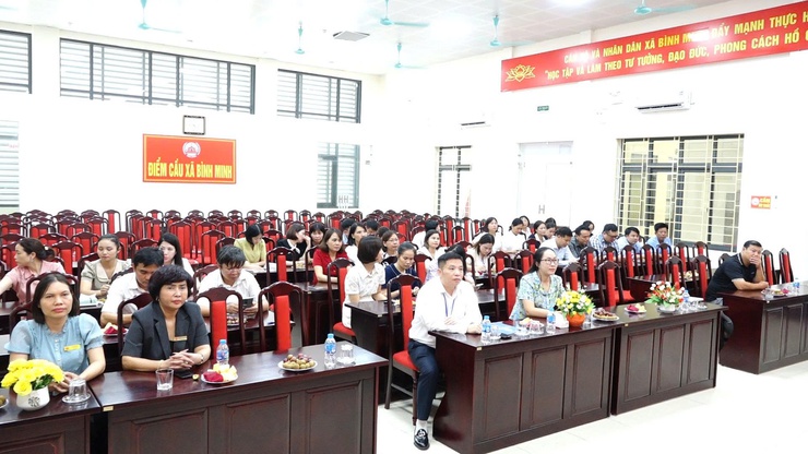 Bình Minh: Gặp mặt kỷ niệm 80 năm ngày truyền thống các ngành thuộc khối cơ quan Nhà nước- Ảnh 2.