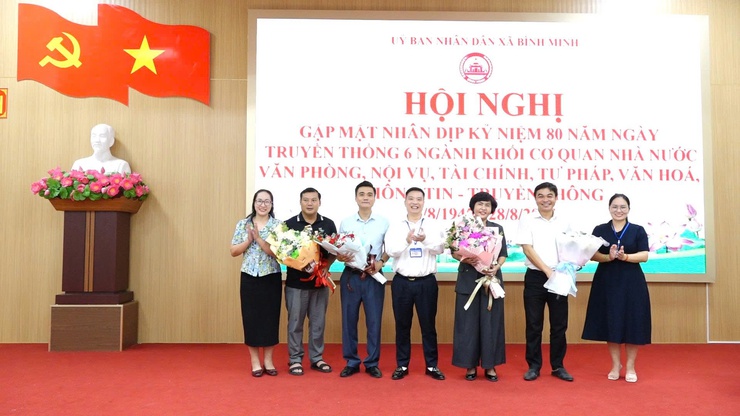 Bình Minh: Gặp mặt kỷ niệm 80 năm ngày truyền thống các ngành thuộc khối cơ quan Nhà nước- Ảnh 4.