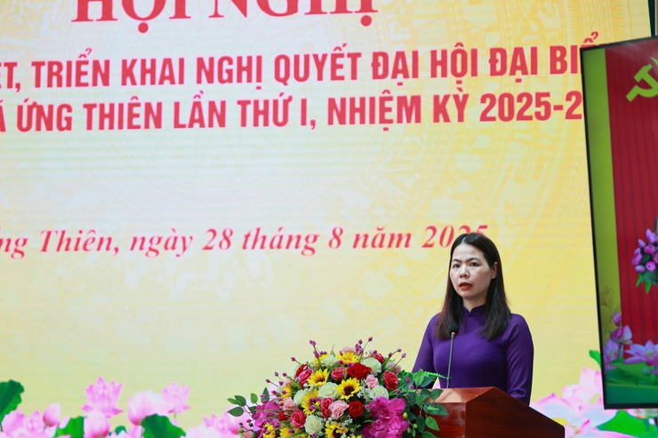 Lễ trao tặng Huy hiệu Đảng và Quán Triệt, triển khai Nghị quyết Đại hội đại biểu Đảng bộ xã Ứng Thiên lần thứ I, nhiệm kỳ 2025-2030- Ảnh 20.