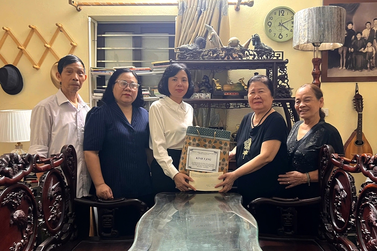 Phường Thanh Xuân tri ân các đối tượng chính sách và người có công với cách mạng - Ảnh 5.