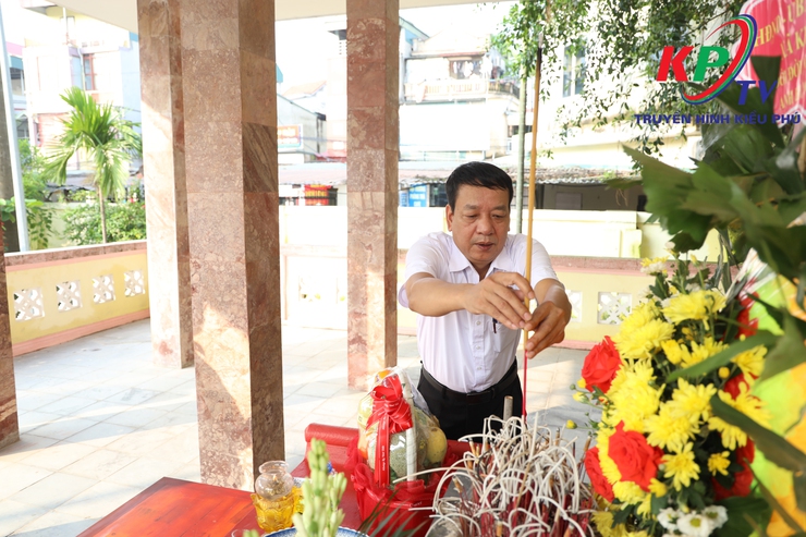 Xã Kiều Phú tổ chức các đoàn thăm Viếng các Điểm nghĩa trang liệt sỹ và Đài tưởng niệm trên địa bàn xã nhân kỷ niệm 80 năm Cách mạng tháng Tám thành công và Quốc khánh 2/9- Ảnh 14.