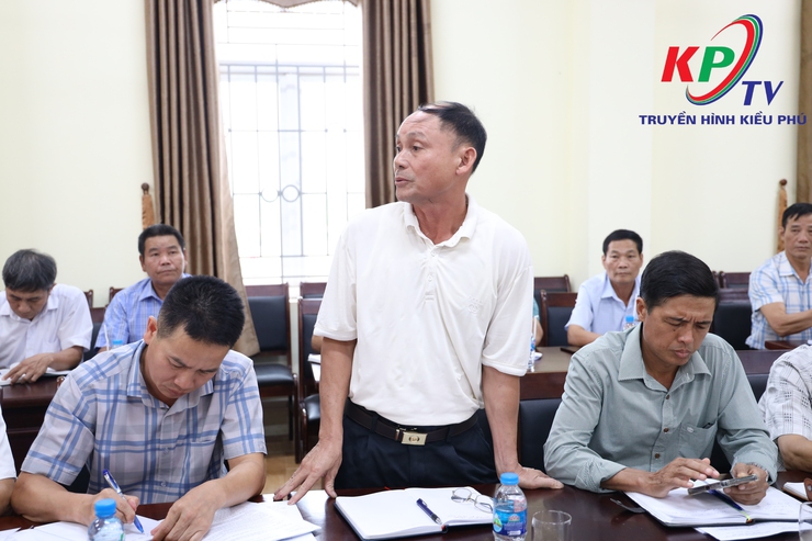UBND xã Kiều Phú tổ chức hội nghị đánh giá công tác ứng phó phòng chống bão số 5 và triển khai nhiệm vụ trọng tâm trong thời gian tới- Ảnh 8.